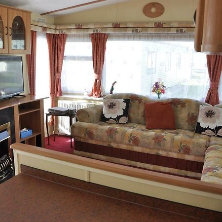 Caravan 8 Berth With Private Fishing Lincoln Exterior photo