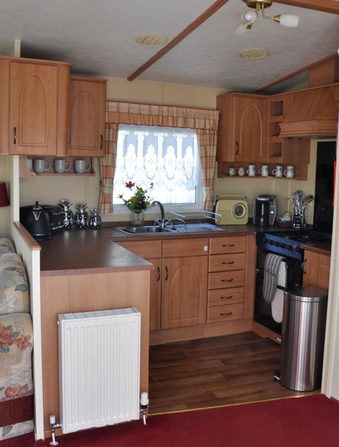 Caravan 8 Berth With Private Fishing Lincoln Exterior photo